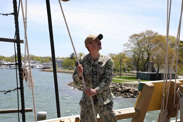 Navy mayflower constitution plimoth patuxet