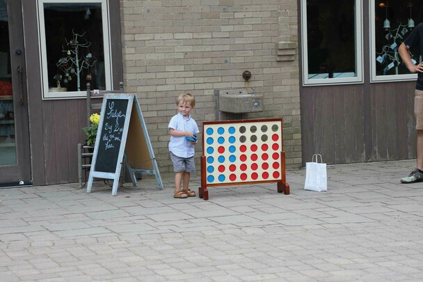 Summer music series abby vail craft center pavilion connect four child