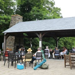 Summer music series abby vail craft center pavilion crowd