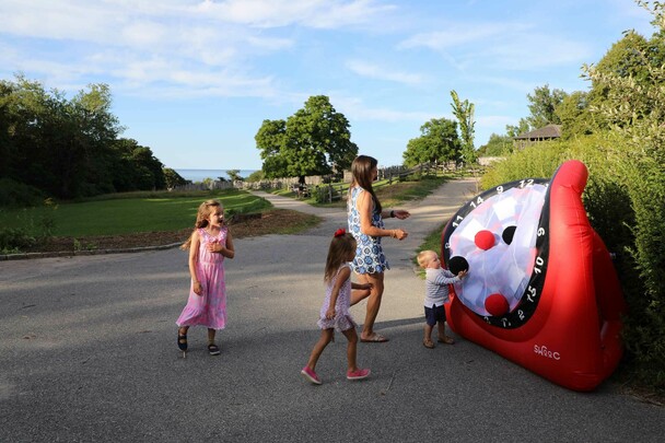 Summer music series kim moberg kick darts kids